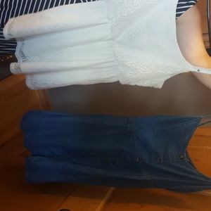 Lot of two juniors Xl dresses